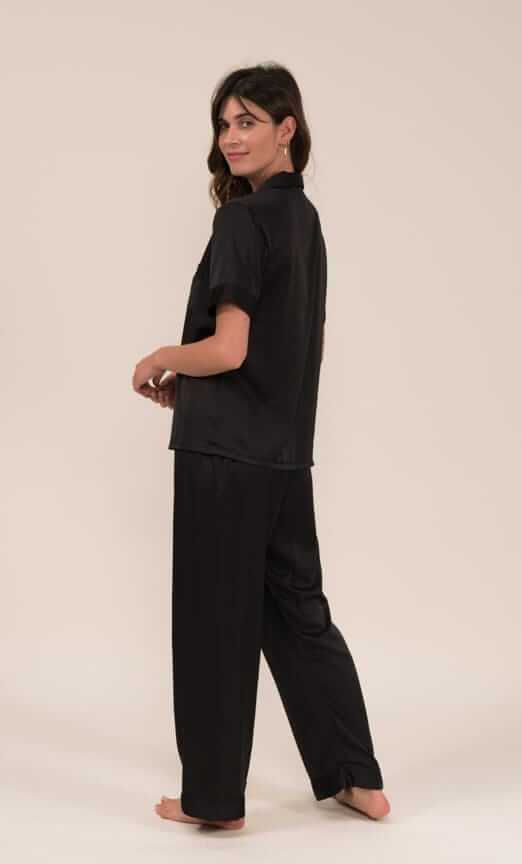 Ensemble De Pyjama En Satin Manches Courte (Noir) SRR SHOPS